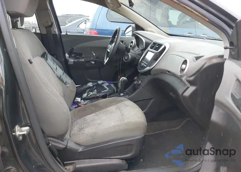 2017 Chevrolet Sonic Ls Auto z USA, uszkodzony, nr VIN 1G1JB5SG4H4159736